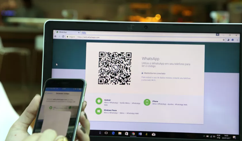 WhatsApp Web em tela de computador